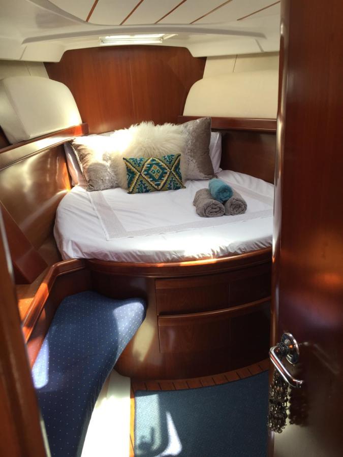 Luxury Yacht Stay "White Dove" Sleeps 6 지브롤터 외부 사진